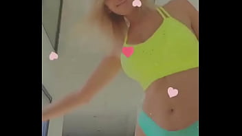 Imagine ta texte entre mes fesses