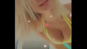 Imagine ta texte entre mes fesses