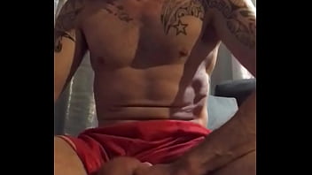 Ma Queue Bien Large à Vider thumbnail