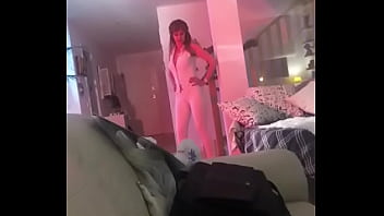 Soy marta una madura recién divorciada busco tíos cañeros para follar en mi chalet