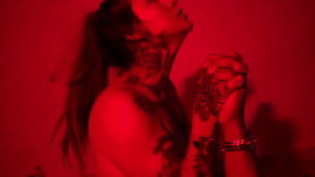 Hot tat girl gets fucked in redroom