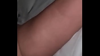 Quero sua rola dentro da minha xota macia