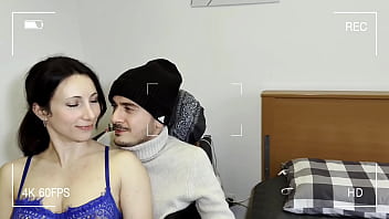 Sofia bellucci fa la troia con un ragazzo disabile è solo l'inizio oppure non succederà mai più