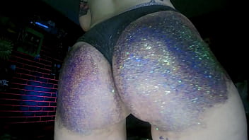 Messalina horror makes a mess on her big butt Messalina horror makes a mess on her big butt