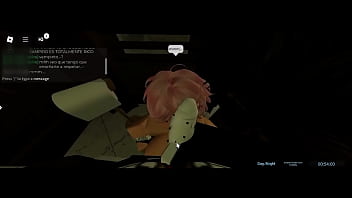 Vampiro se folla culona pelirosada