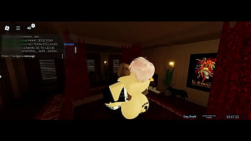 Vampiro se folla culona pelirosada