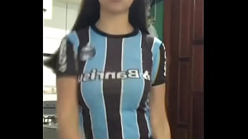 Gatinha rebolando