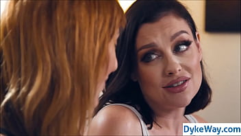 Theres no around so i fuck with my bestie