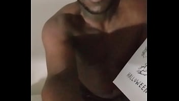 Drawing Myself Cuddling For Free While Wearing Angel And Devil Halloween Costume 5 thumbnail