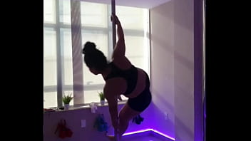 Pequeno aquecimentos antes do sexo gosto de alongar bem antes da transa