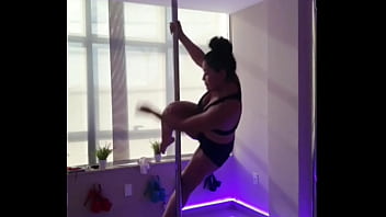 Pequeno aquecimentos antes do sexo gosto de alongar bem antes da transa