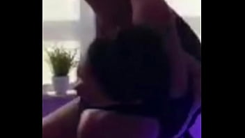 Pequeno aquecimentos antes do sexo gosto de alongar bem antes da transa