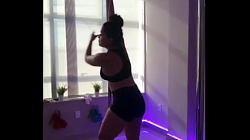 Pequeno aquecimentos antes do sexo gosto de alongar bem antes da transa