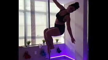 Pequeno aquecimentos antes do sexo gosto de alongar bem antes da transa