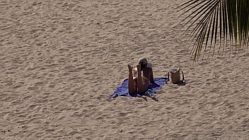 I get fucked after the beach with a voyeur from the resort