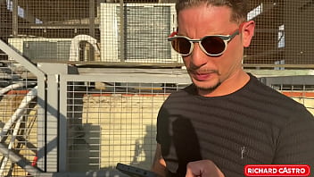 Falando no telefone com minha esposa enquanto como a buceta da amiga dela sonho de corno novinhos da império