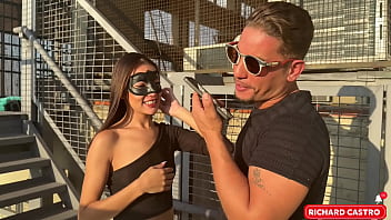 Falando no telefone com minha esposa enquanto como a buceta da amiga dela sonho de corno novinhos da império