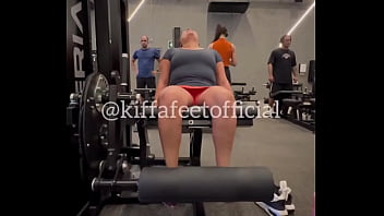 Who are you in the gym 1 the complainer 2 the bodybuilder3 the grunter4 the cardio bunny i am always the comp