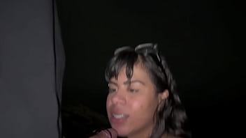 Fudi a morena gostosa do rabão na pedra do arpoador de ipanema e gozei na boca dela