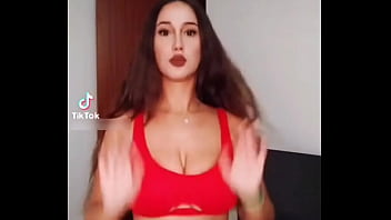 Te Vas A Correr Viendo A Esta Tetona thumbnail