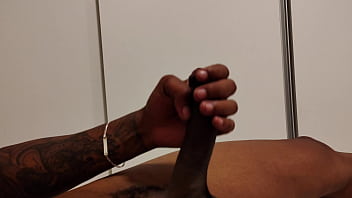 Jhon rick destruiu minha buceta apertada com seu pênis bbc com 26 polegadas creampie sem camisinha