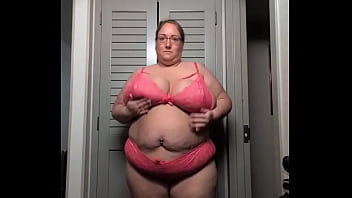 Apparently this didn't post yesterday so here's a late hump day post it's ok cause thunderstorms are coming tonight and