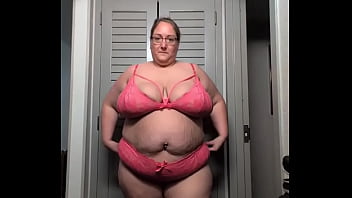 Apparently this didn't post yesterday so here's a late hump day post it's ok cause thunderstorms are coming tonight and