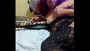 Me manoseo de caliente que estoy