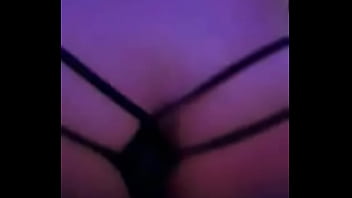 Le doy rico a mi prima