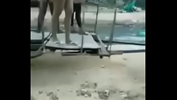 Olha o carro da puta na sua rua