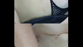 Buceta apertada do clitóris grande e os seios grandes naturais pulando enquanto meto e forte sexo missionário