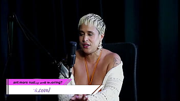 Seu forte é exibição se sente autêntica tem falta das preliminares não sai com homens sem planos e quando beijou mulheres just joana watch sheer red