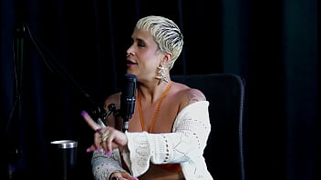 Seu forte é exibição se sente autêntica tem falta das preliminares não sai com homens sem planos e quando beijou mulheres just joana watch sheer red