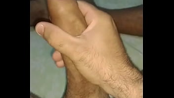 Tocando um punheta na vontade de transar