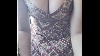 Vacuuminng while jiggling her tattas