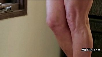 Juicy pussy on horny milf