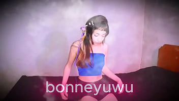 Bonneyuwu 16 54 turra va a que le hagan masajes y la masturban por puta
