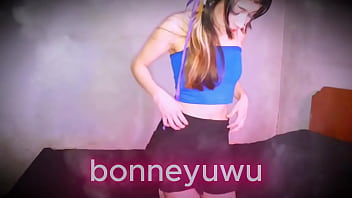 Bonneyuwu 16 54 turra va a que le hagan masajes y la masturban por puta