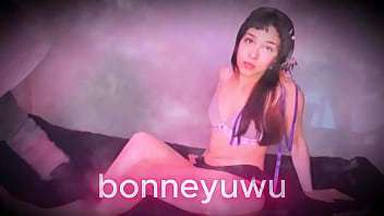 Bonneyuwu 16 54 turra va a que le hagan masajes y la masturban por puta