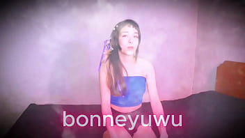 Bonneyuwu 16 54 turra va a que le hagan masajes y la masturban por puta