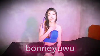 Bonneyuwu 16 54 turra va a que le hagan masajes y la masturban por puta