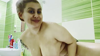 Pussy lips and boobs