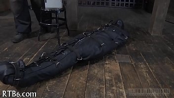 Angel likes b pleasuring