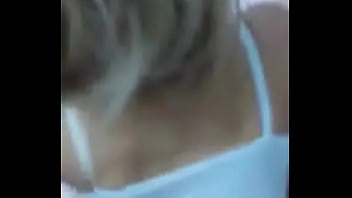 Tremenda nalgona siente mí verga