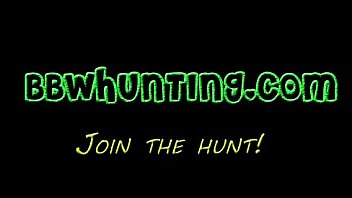 Giant bbw enjoys vibrating toy