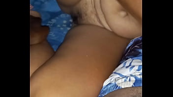 Jessi toda vez que o namorado dela a trai ele vem no meu quarto fazer sexo oral