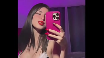 Me gustan duras así como la tuya se pone después de tomarte una pastillita dorada piénsame mientras escuchamos juntos