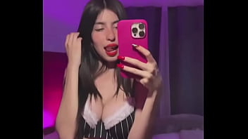 Me gustan duras así como la tuya se pone después de tomarte una pastillita dorada piénsame mientras escuchamos juntos