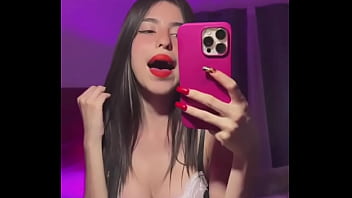 Me gustan duras así como la tuya se pone después de tomarte una pastillita dorada piénsame mientras escuchamos juntos