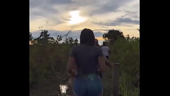 Paseo De Merly Por La Selva Por Sus 18 Años thumbnail